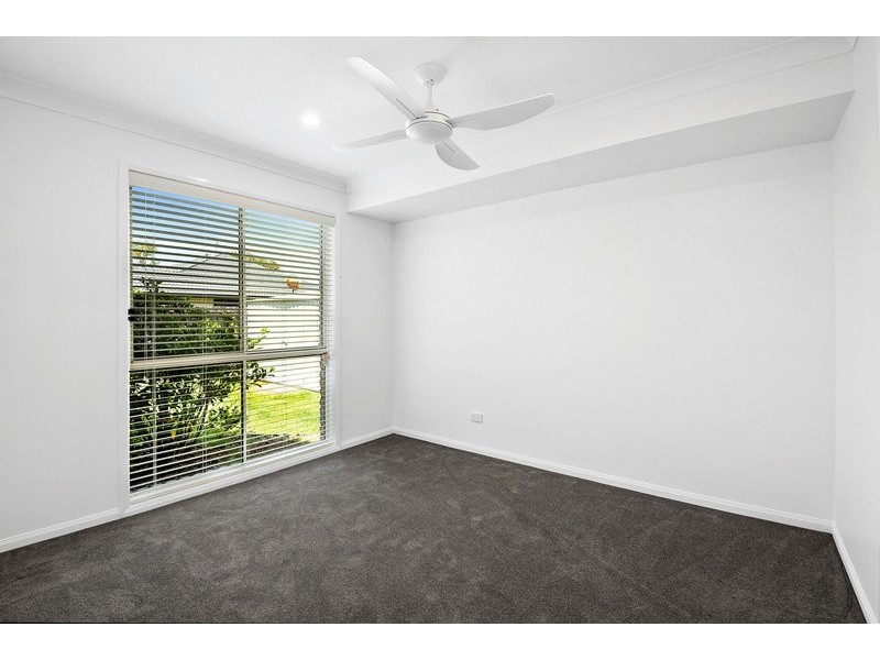 10 Lang Street, Pelican Waters QLD 4551