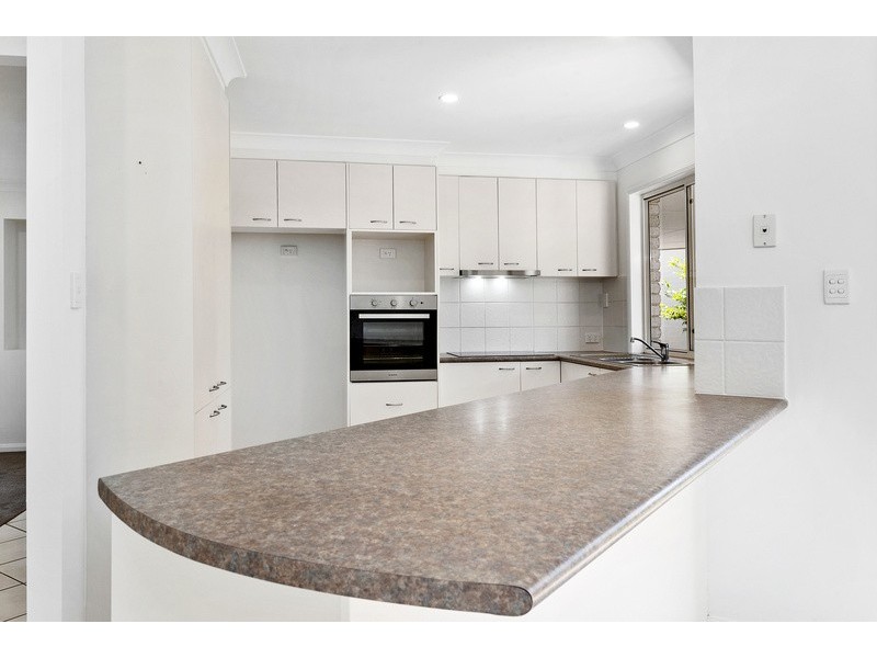 10 Lang Street, Pelican Waters QLD 4551
