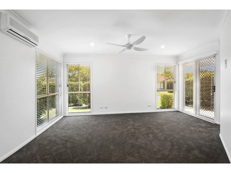 10 Lang Street, Pelican Waters QLD 4551