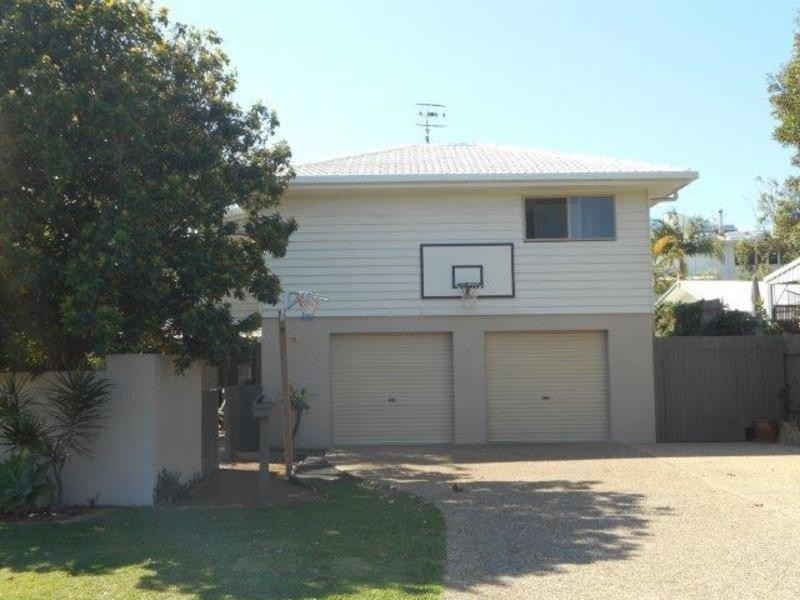 24 Wavecrest Ave, Castaways Beach QLD 4567