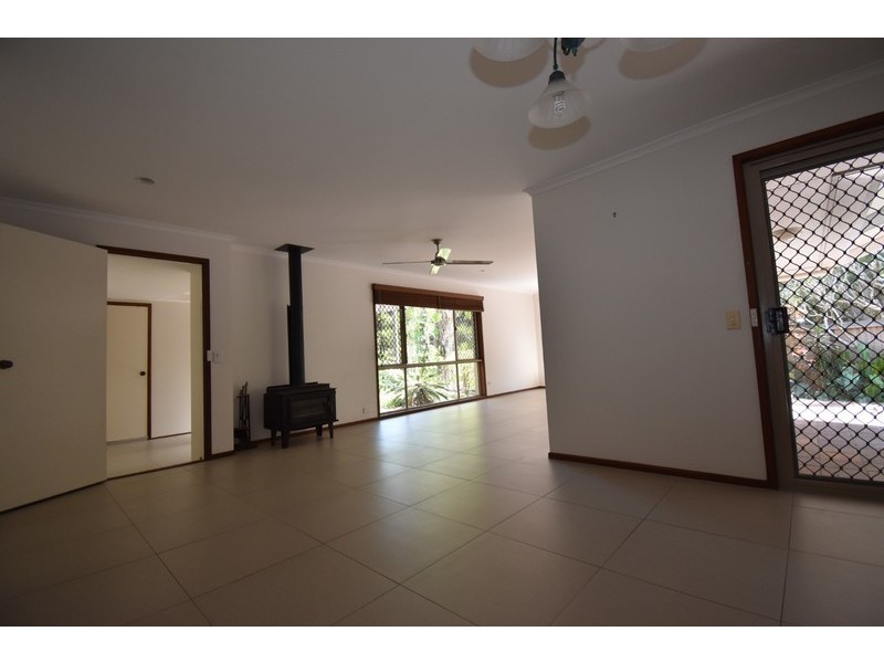 24 Wavecrest Ave, Castaways Beach QLD 4567