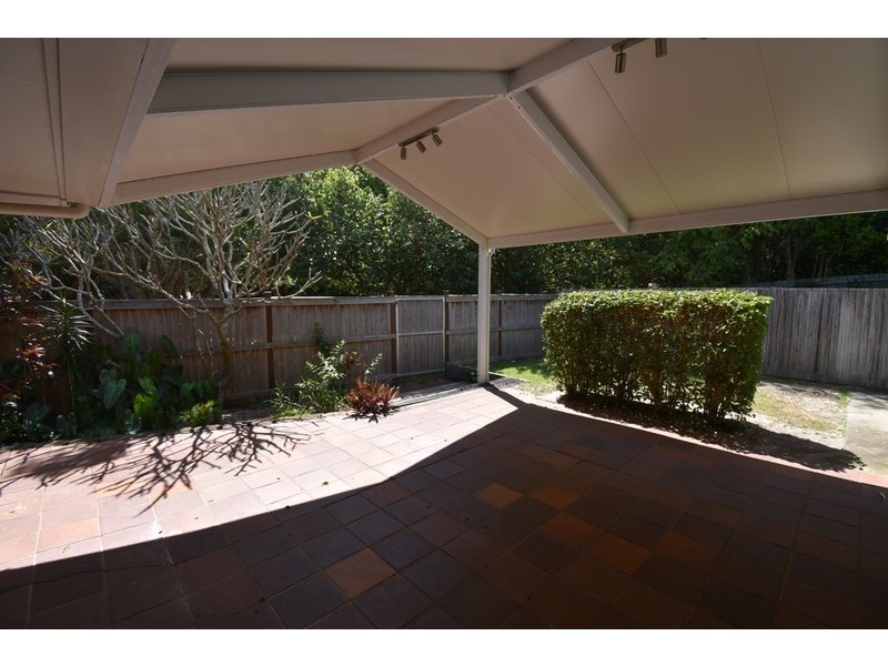 24 Wavecrest Ave, Castaways Beach QLD 4567