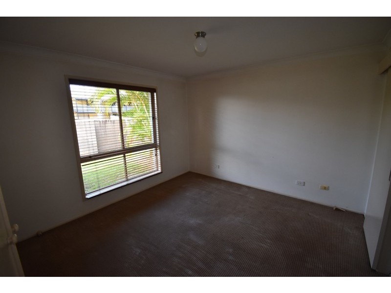 23 Dame Patti Drve, Sunrise Beach QLD 4567