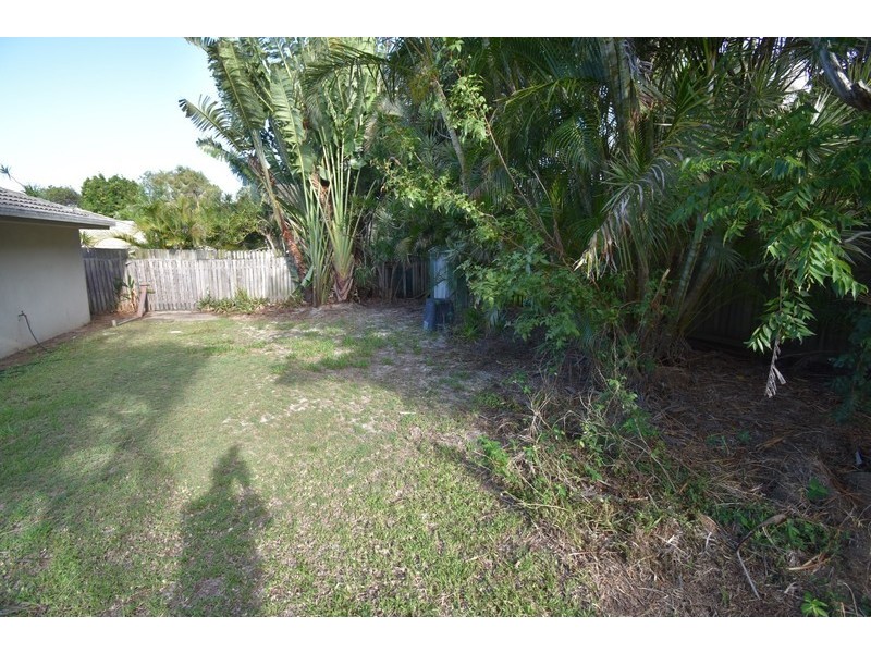 23 Dame Patti Drve, Sunrise Beach QLD 4567