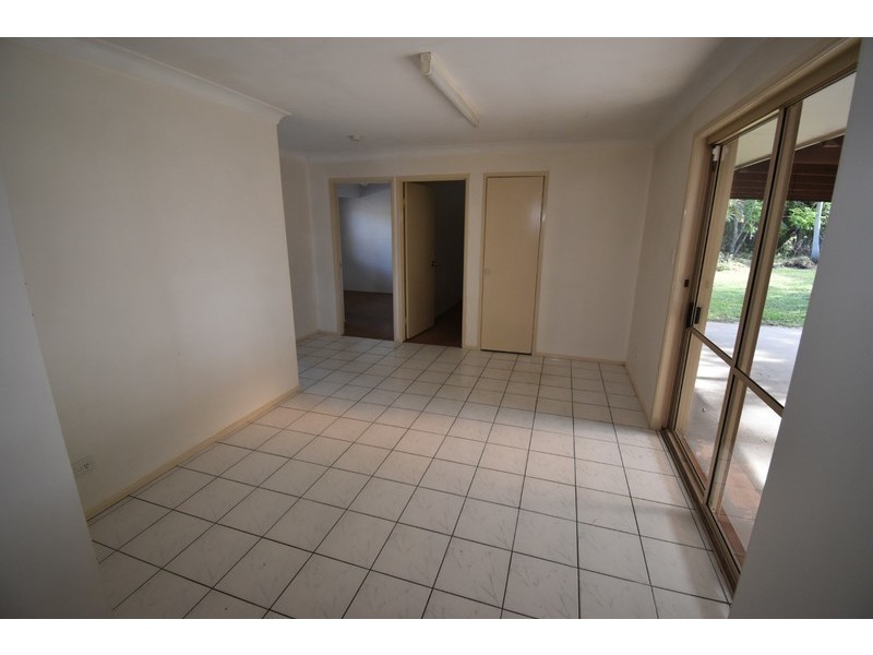 23 Dame Patti Drve, Sunrise Beach QLD 4567