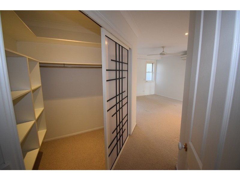 2 Seagull Crt, Noosa Waters QLD 4566