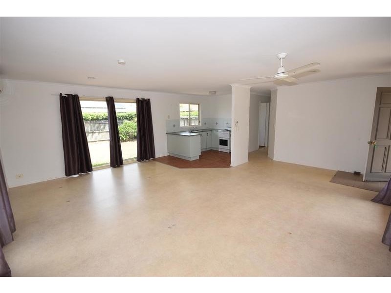 1 Hawley Court, Sunrise Beach QLD 4567