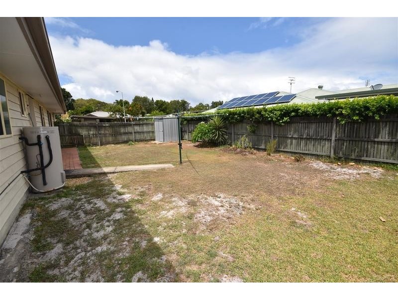 1 Hawley Court, Sunrise Beach QLD 4567