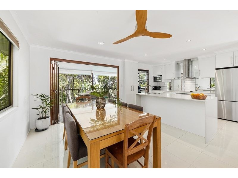 6 Winbirra Way, Noosa Heads QLD 4567