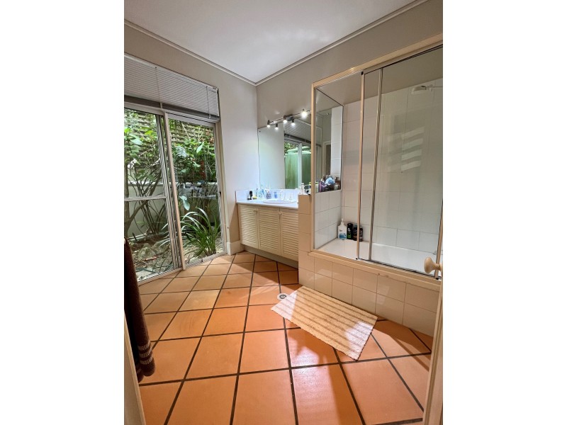 44 Nairana Rest, Noosa Heads QLD 4567