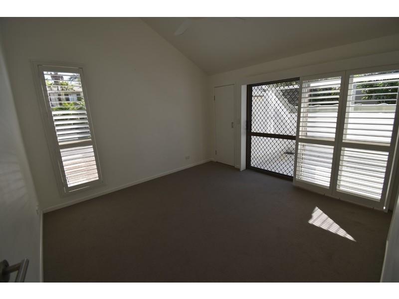 1/15 Solway Drive, Sunshine Beach QLD 4567