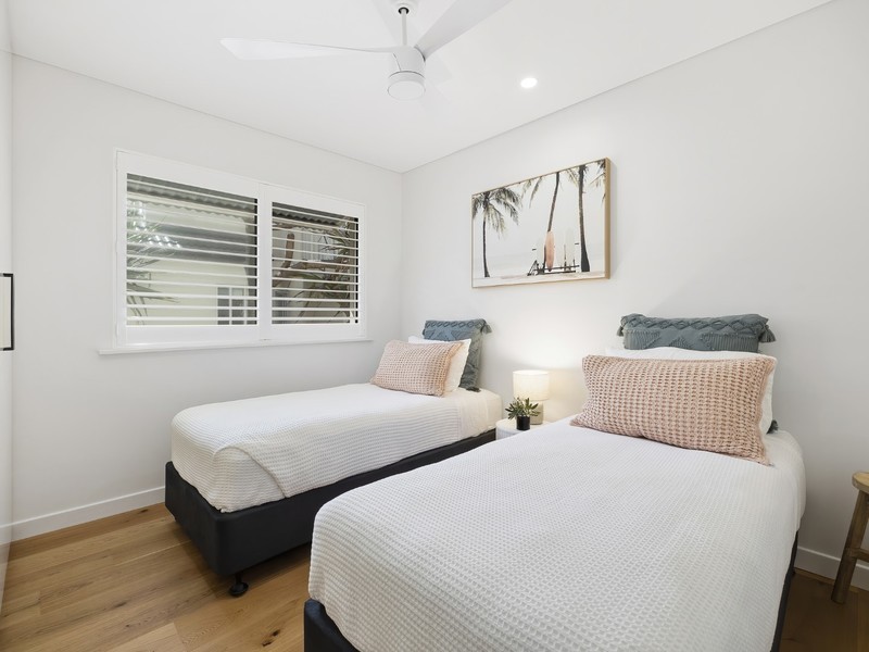 4/5 Tingira Cres, Sunrise Beach QLD 4567
