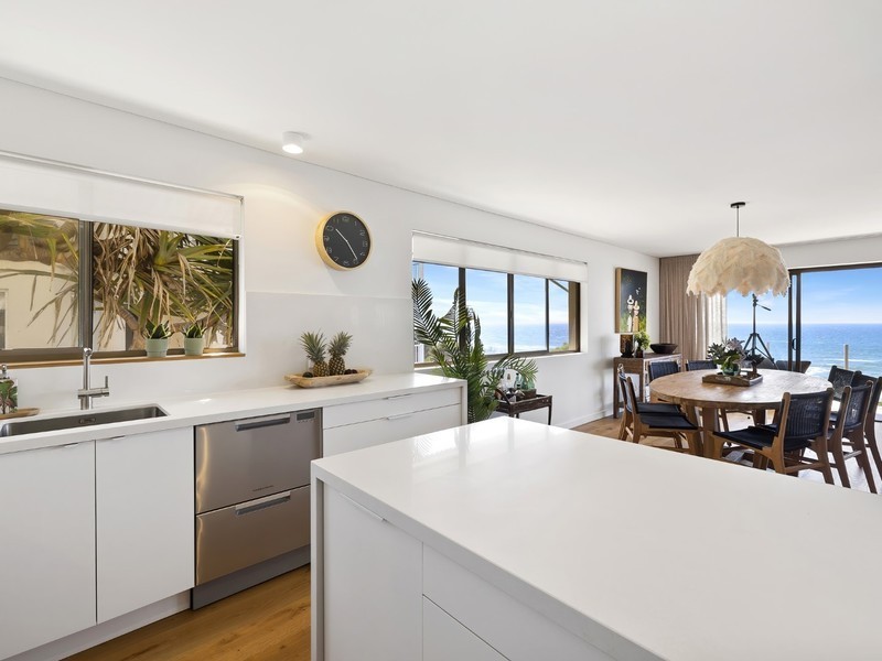 4/5 Tingira Cres, Sunrise Beach QLD 4567