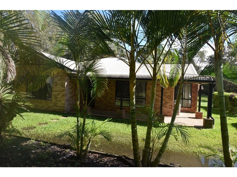 33 Illawarra Dr, Cooroibah QLD 4565
