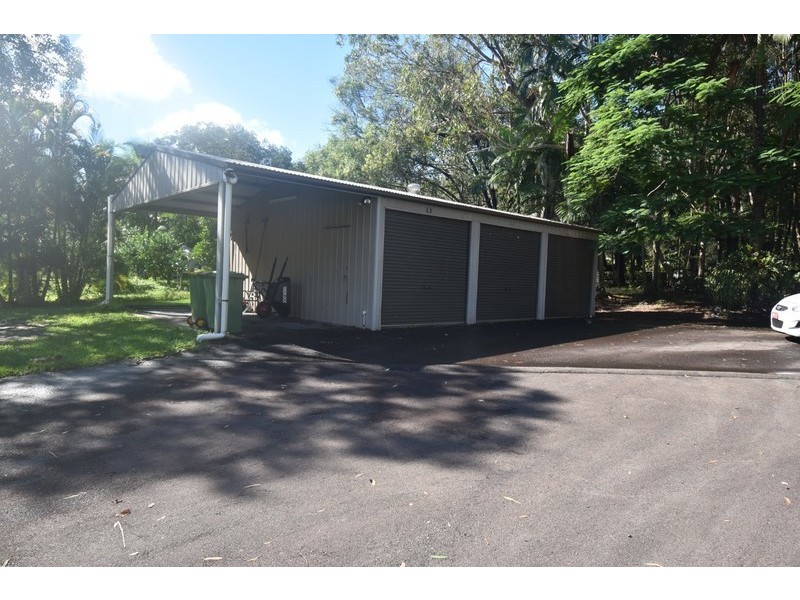 33 Illawarra Dr, Cooroibah QLD 4565