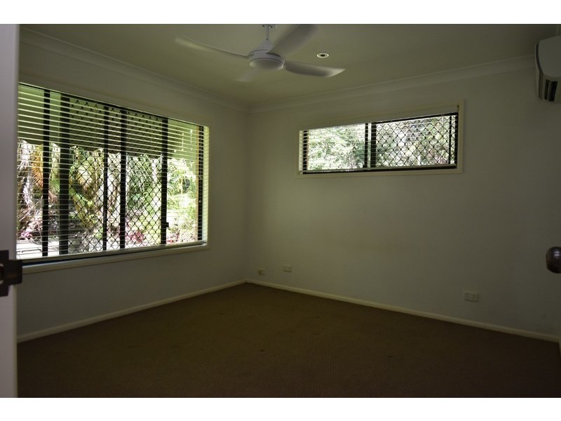 33 Illawarra Dr, Cooroibah QLD 4565