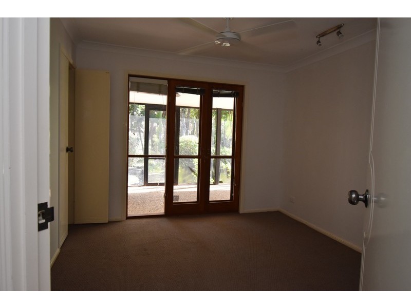 33 Illawarra Dr, Cooroibah QLD 4565