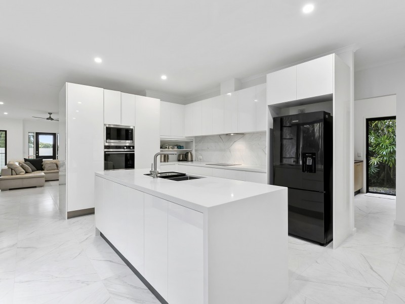 124 Shorehaven Dr, Noosa Waters QLD 4566