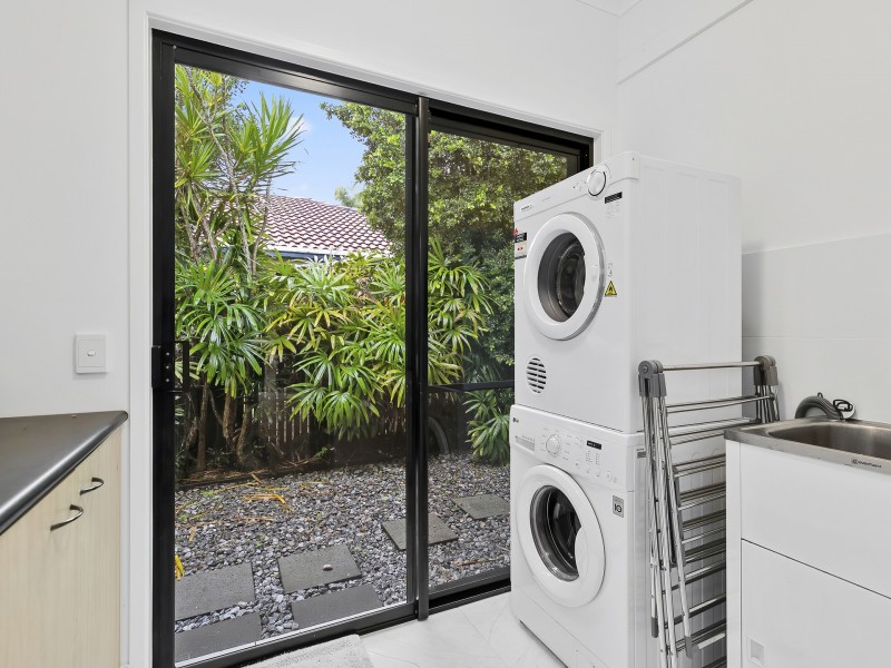 124 Shorehaven Dr, Noosa Waters QLD 4566