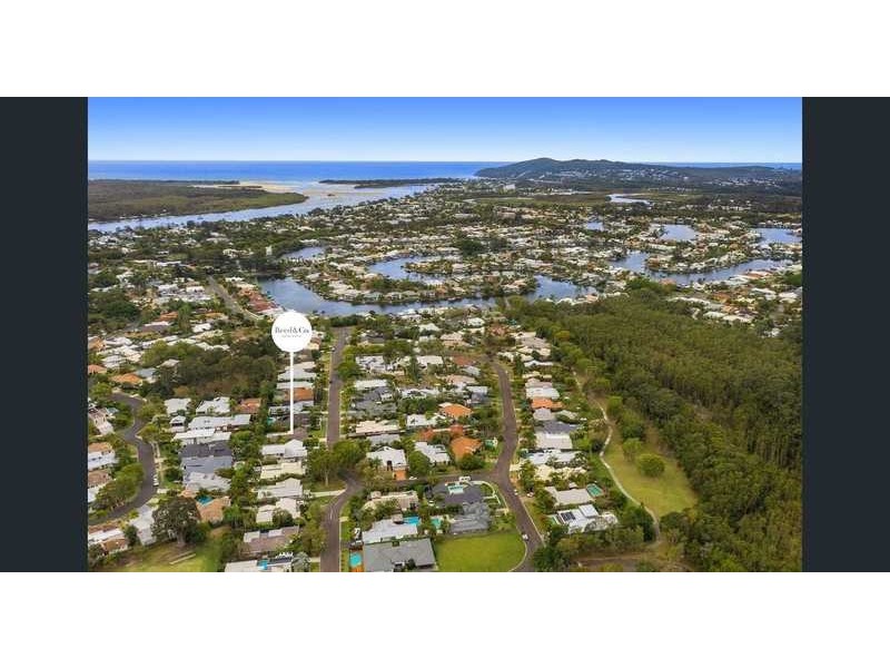 22 Seacove Crt, Noosaville QLD 4566