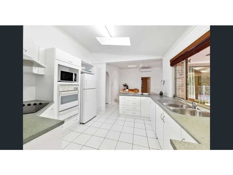 22 Seacove Crt, Noosaville QLD 4566