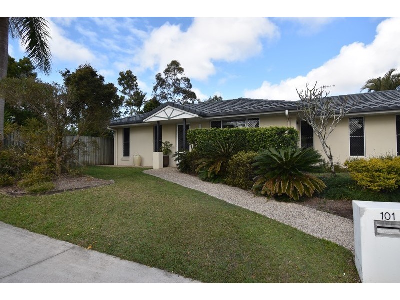 101 St Andrews Drive, Tewantin QLD 4565