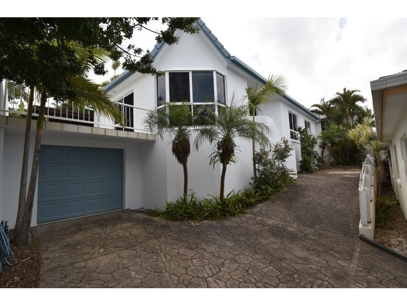 3/65 Southern Cross Pde, Sunrise Beach QLD 4567