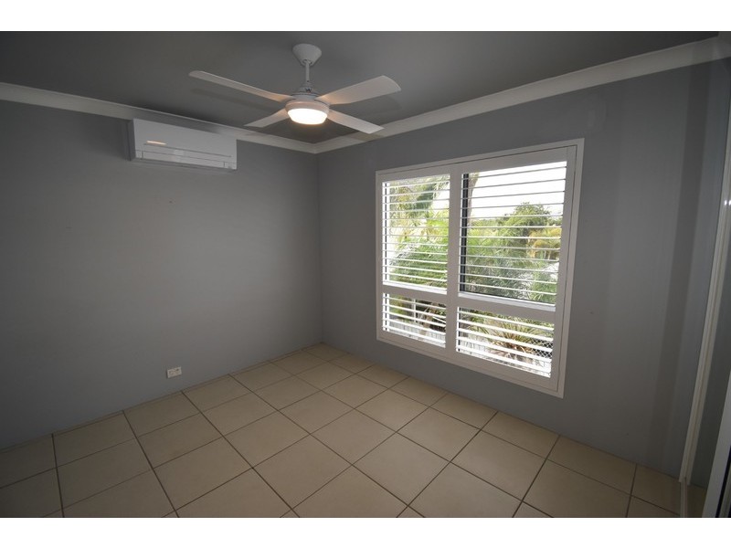 3/65 Southern Cross Pde, Sunrise Beach QLD 4567