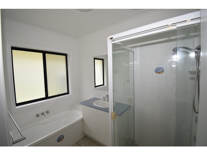 5 Broadleaf Crt, Tewantin QLD 4565