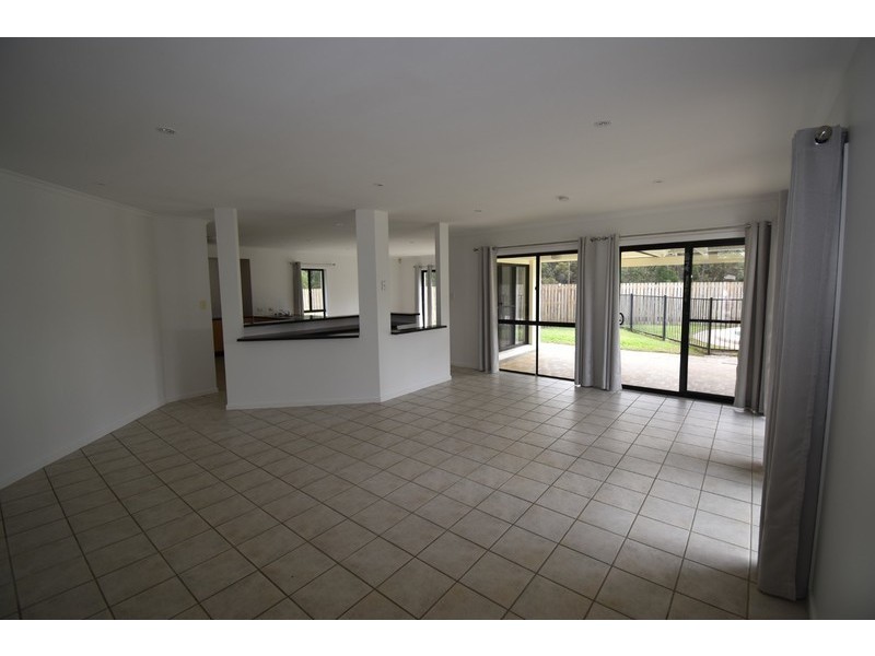 5 Broadleaf Crt, Tewantin QLD 4565