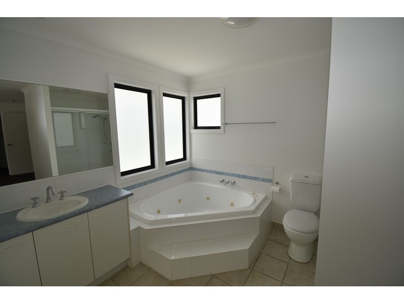 5 Broadleaf Crt, Tewantin QLD 4565
