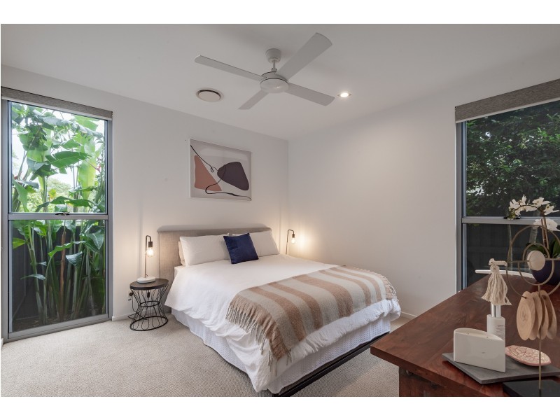 11 Blue Gum Road, Noosa Heads QLD 4567