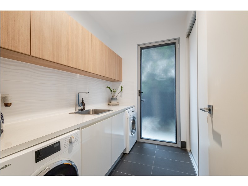 11 Blue Gum Road, Noosa Heads QLD 4567