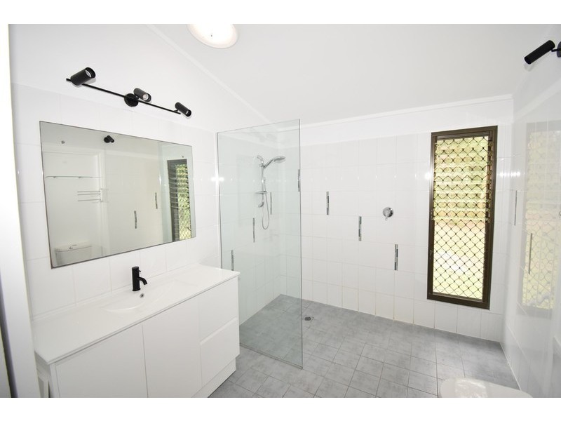 50 Morning Glory Drive, Cooroibah QLD 4565