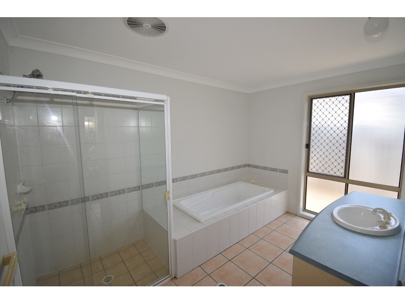 19 Stormbird Drive, Noosa Heads QLD 4567