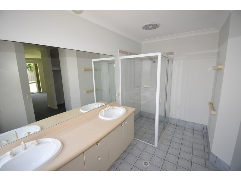 19 Stormbird Drive, Noosa Heads QLD 4567