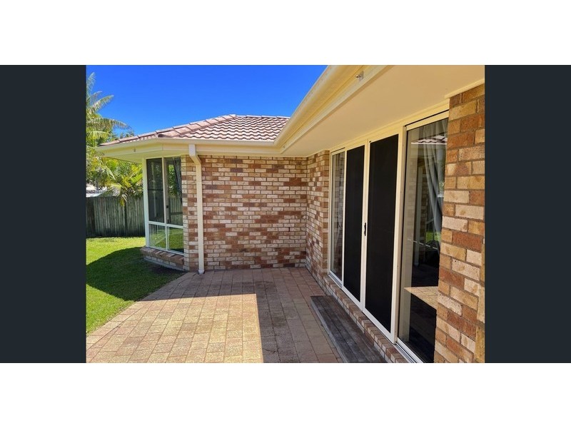 33 Golf Course Drive, Tewantin QLD 4565