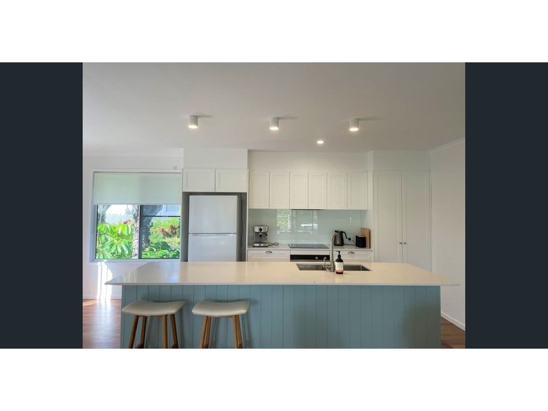 10 Val Crescent, Noosaville QLD 4566