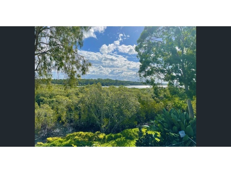 10 Val Crescent, Noosaville QLD 4566