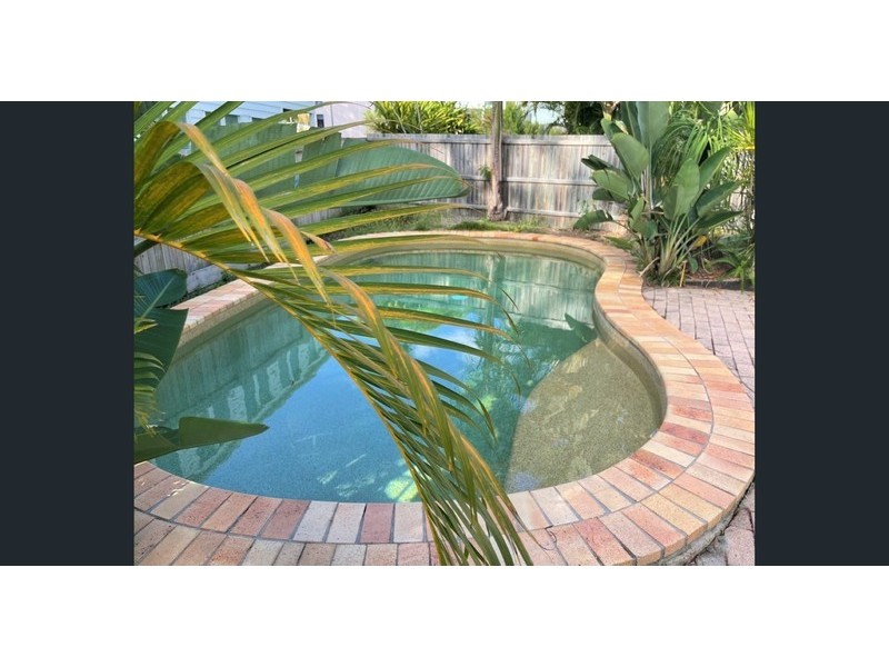 10 Val Crescent, Noosaville QLD 4566