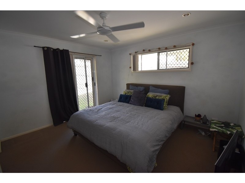 54 Wavecrest Ave, Castaways Beach QLD 4567