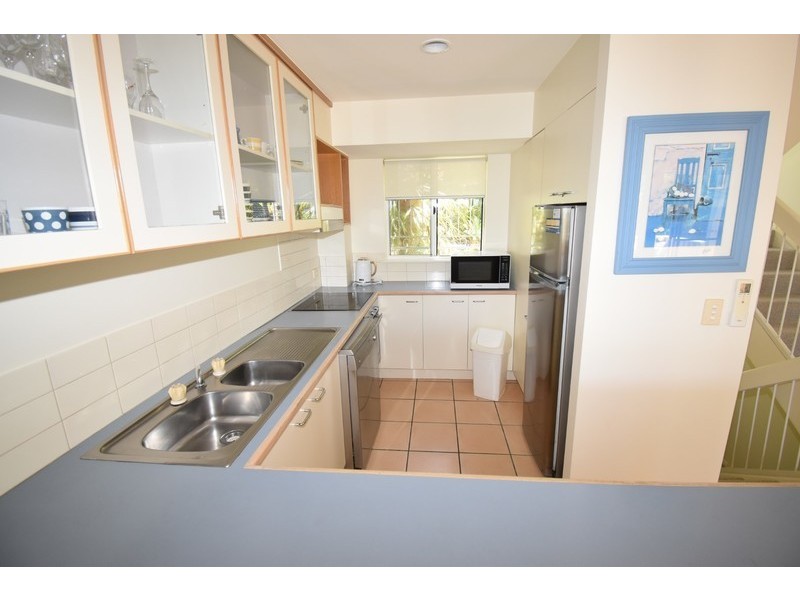 2/16 Crank St, Sunshine Beach QLD 4567