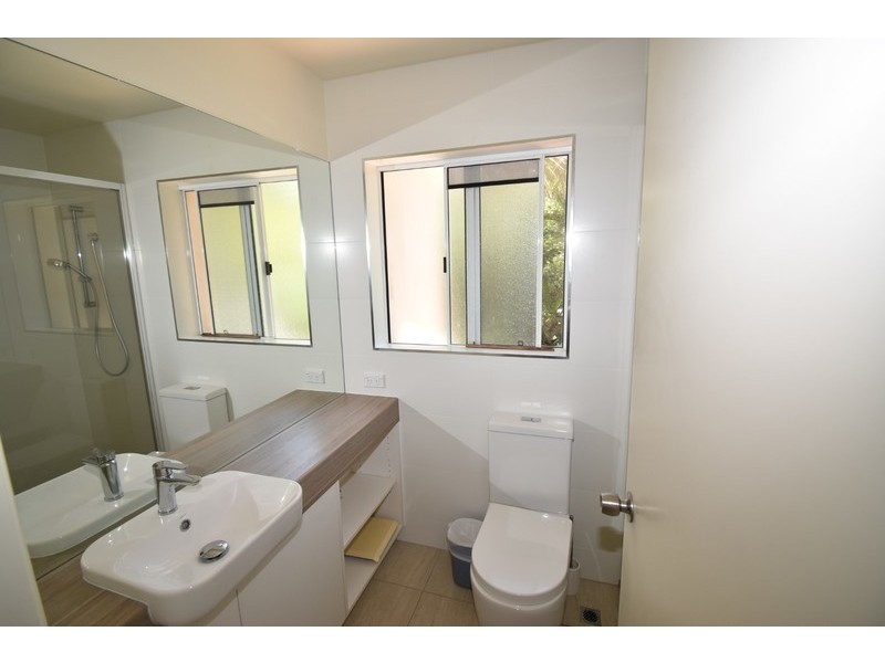 2/16 Crank St, Sunshine Beach QLD 4567