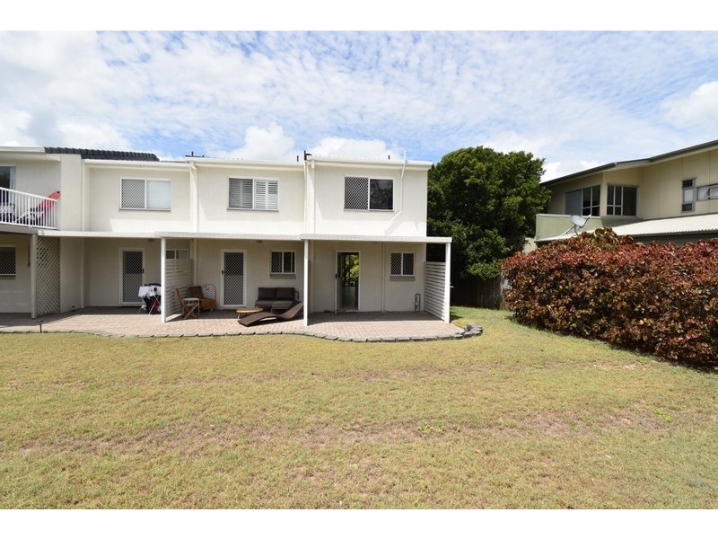 1/2 Martin St, Peregian Beach QLD 4573