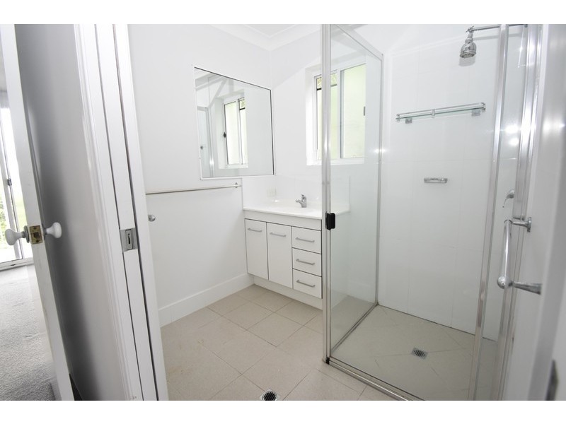 1/2 Martin St, Peregian Beach QLD 4573