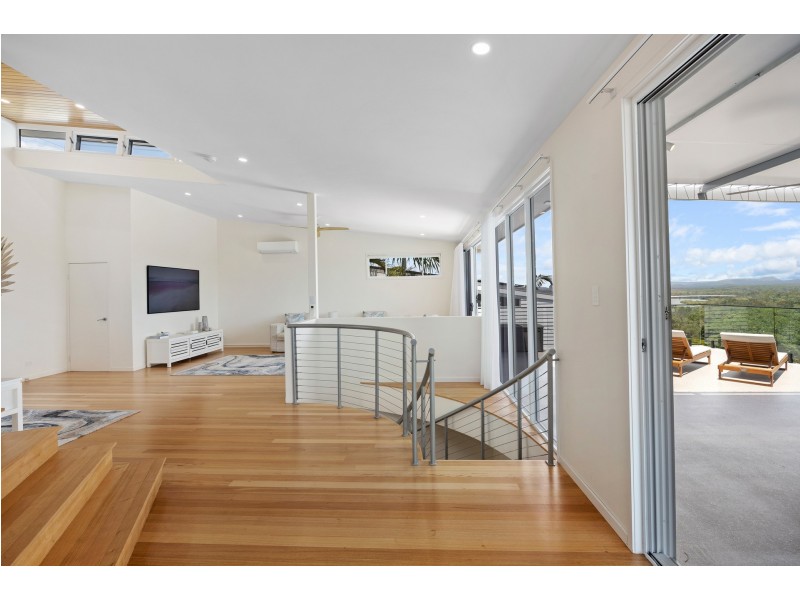 25 Arkana Drive, Noosa Heads QLD 4567