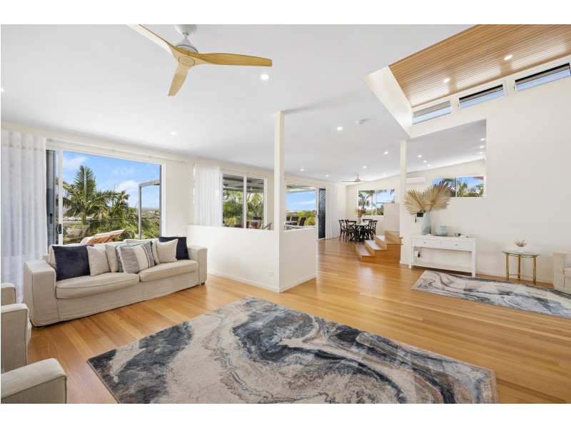 25 Arkana Drive, Noosa Heads QLD 4567