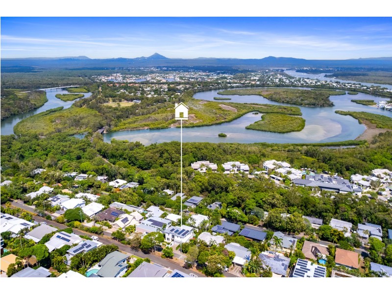 25 Arkana Drive, Noosa Heads QLD 4567