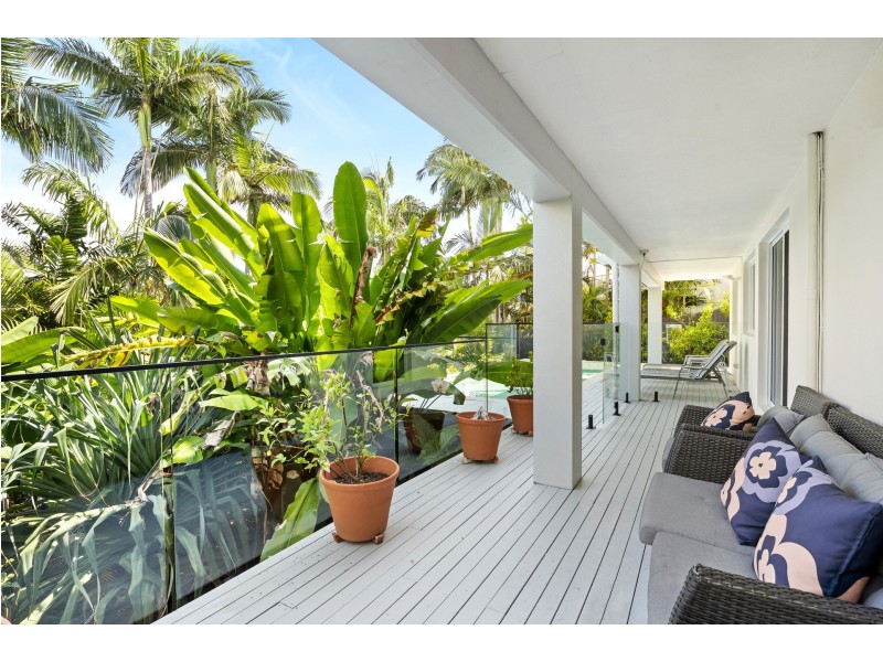 25 Arkana Drive, Noosa Heads QLD 4567
