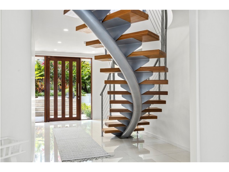 25 Arkana Drive, Noosa Heads QLD 4567